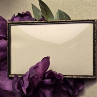 messingramme-moensteret-kant-gammel-fotoramme-buet-glas